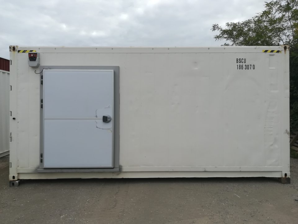 GEBRAUCHTER KÜHLCONTAINER UMGESTALTET